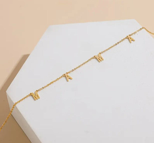 The MAMA Bold Necklace